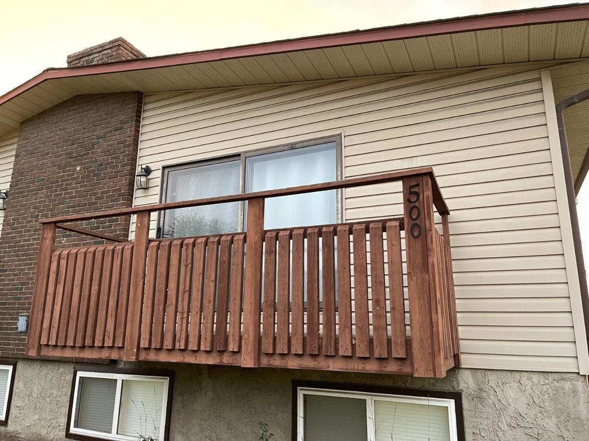 Mt Pleasant Nw 2 Bedrooms 500 YYC Exterior foto