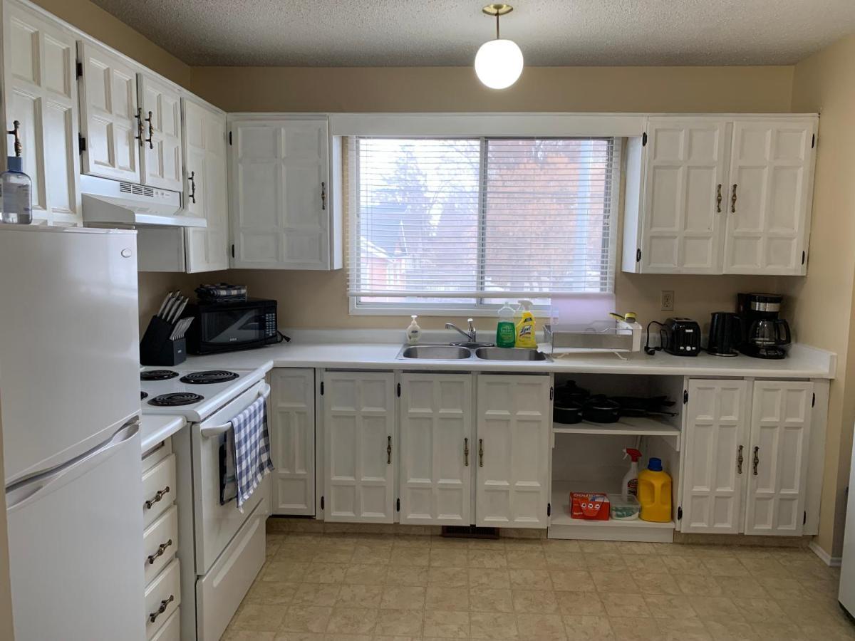 Mt Pleasant Nw 2 Bedrooms 500 YYC Exterior foto